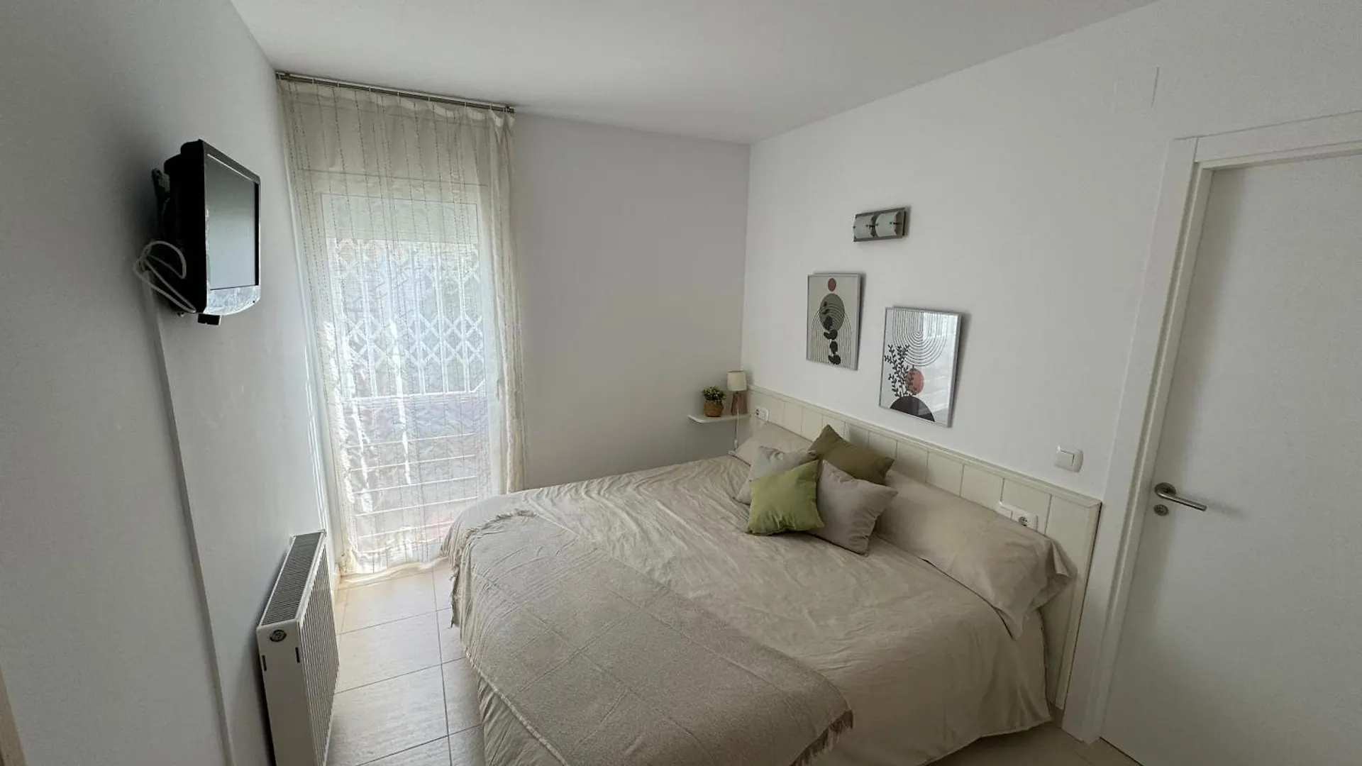 Preciosa Casa Con Piscina De Agua Salada Y Aire Acondicionado Villa Llanca Spain