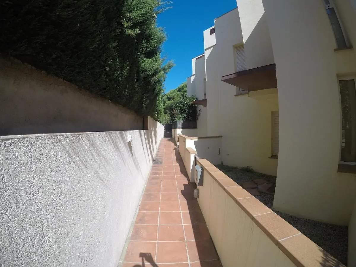 Hébergement de vacances Villa Preciosa Casa Con Piscina De Agua Salada Y Aire Acondicionado à Llançà